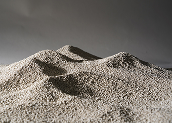 Sodium Bentonite Cat Litter-Carbon black ore